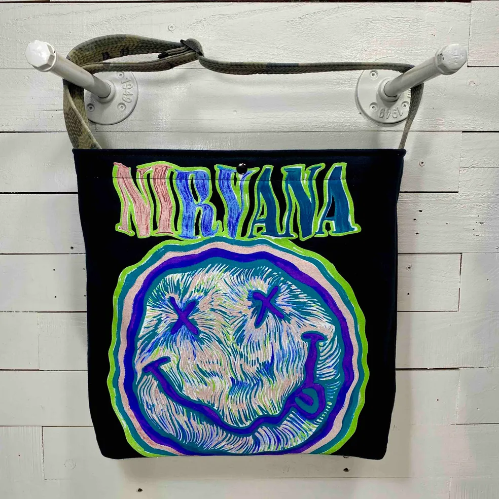 Goodfarken - Nirvana - Wavy - Crossbody Bag (LIMITED EDITION)