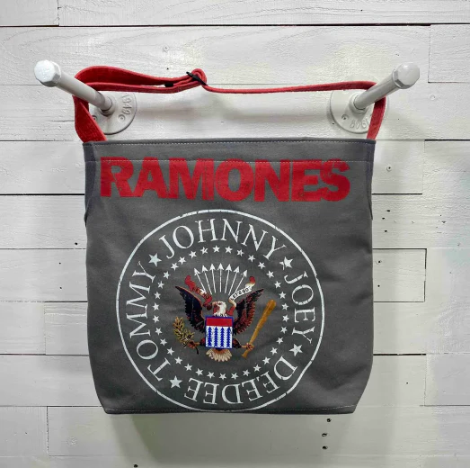 Goodfarken - Ramones Crest - Crossbody Bag (LIMITED EDITION)